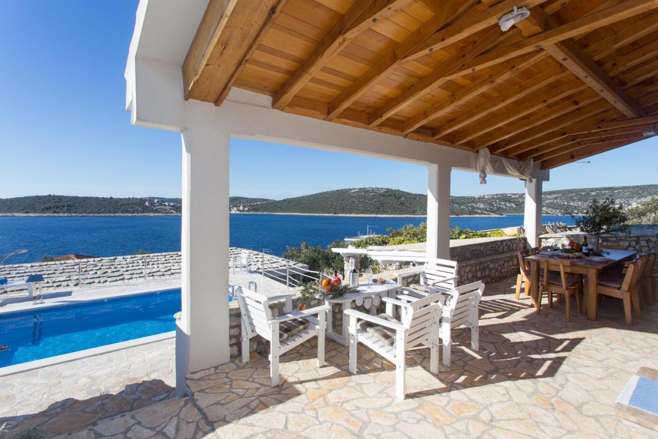 Villa, Stone House With Swimming Pool & Sauna, Beach, Sevid Exteriér fotografie