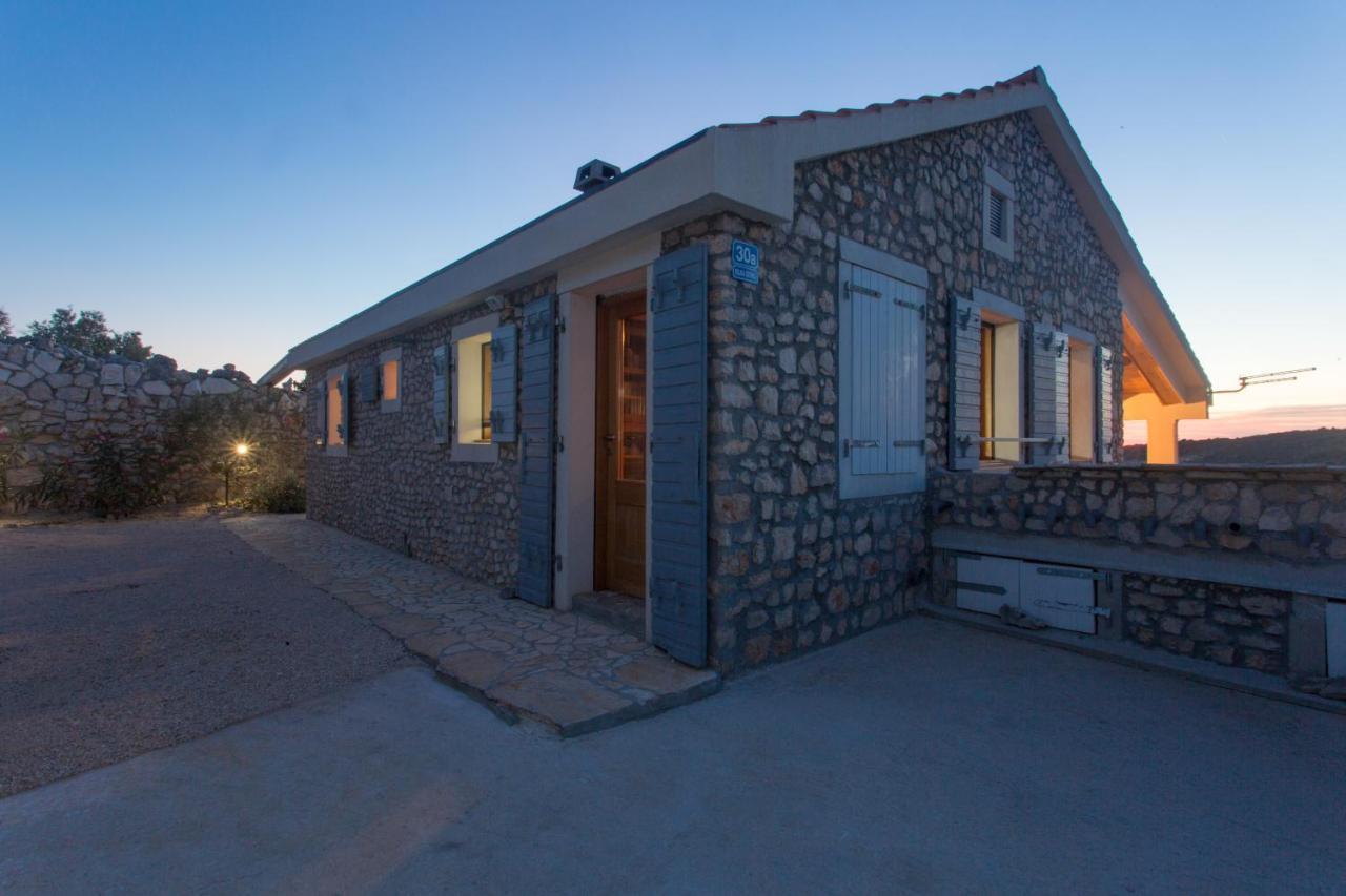 Villa, Stone House With Swimming Pool & Sauna, Beach, Sevid Exteriér fotografie