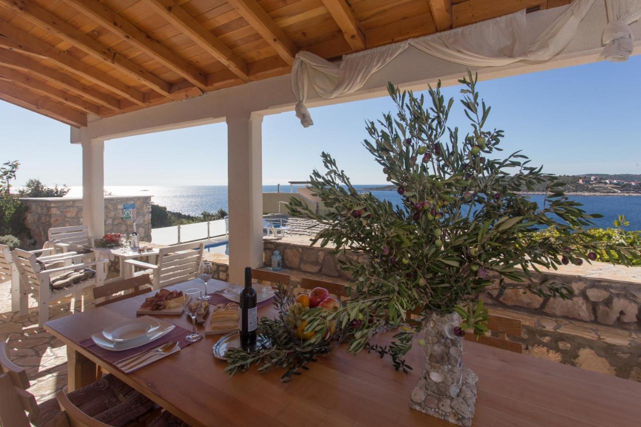 Villa, Stone House With Swimming Pool & Sauna, Beach, Sevid Exteriér fotografie