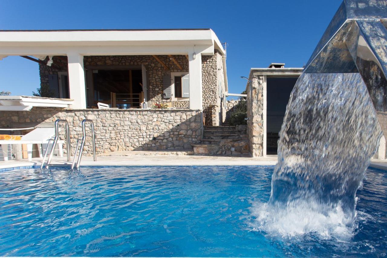 Villa, Stone House With Swimming Pool & Sauna, Beach, Sevid Exteriér fotografie