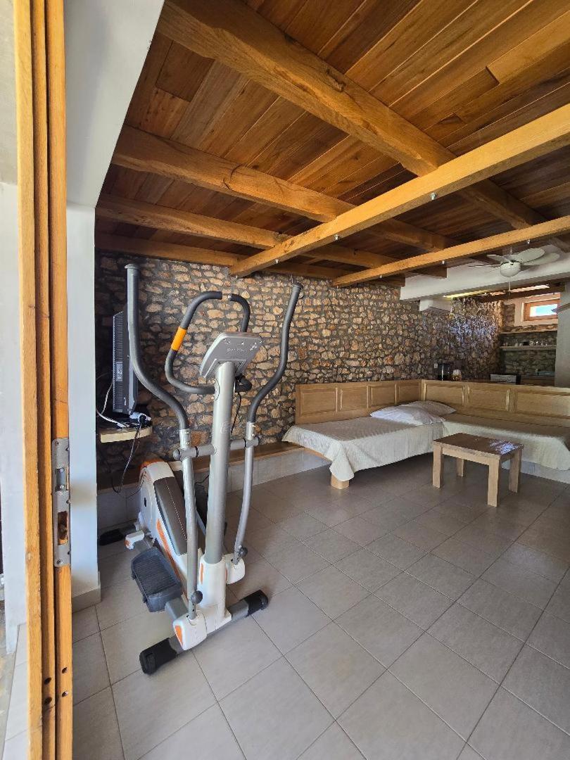 Villa, Stone House With Swimming Pool & Sauna, Beach, Sevid Exteriér fotografie